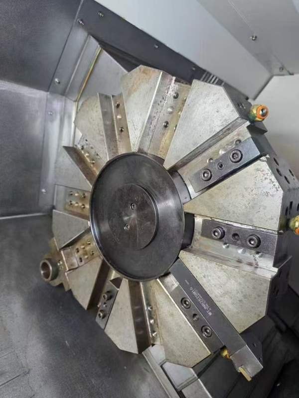 2018年出厂台湾原装丽驰LT600数控车床，配10寸液压卡.