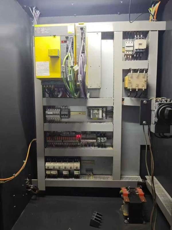 出售杭州大天1160加工中心、发那克m f Plus系统，45滚.