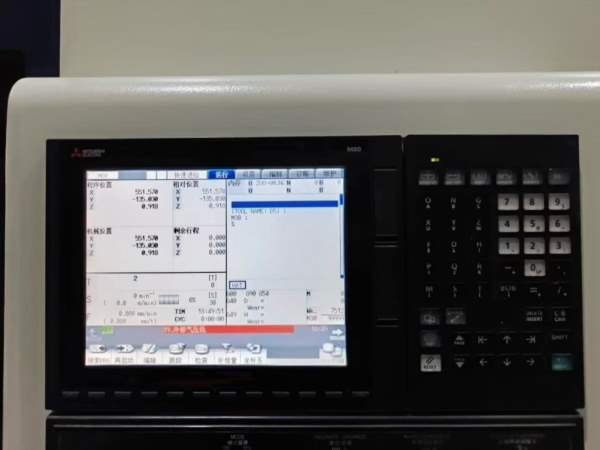 保银1160加工中心2022年 三菱M80系统三轴线轨BT40主轴.