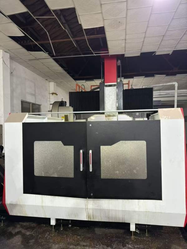 还剩后5天秒杀。24年米郎龙门一台，工作台1.8米3米，.