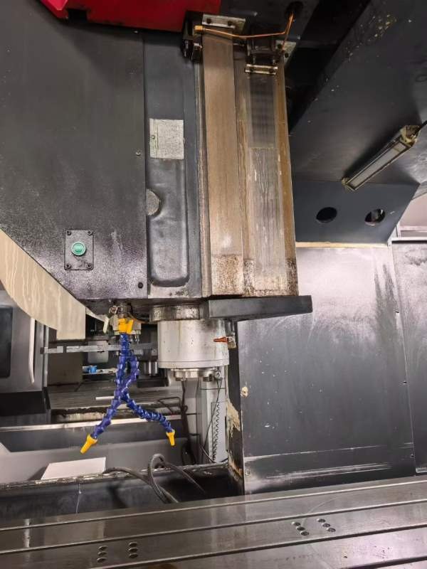 江苏雅力士2518门龙加工中心两线一重硬型光机菱三M80A.