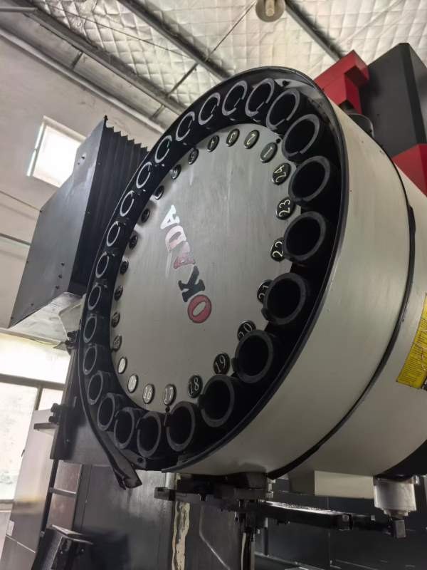 江苏雅力士2518门龙加工中心两线一重硬型光机菱三M80A.