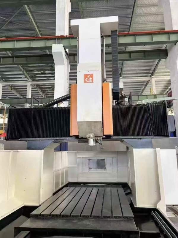 仓库刚刚到货苏州正权2522数控龙门，工作台1800/2500m.