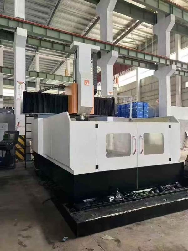 仓库刚刚到货苏州正权2522数控龙门，工作台1800/2500m.