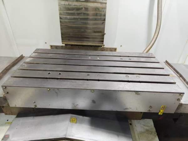 新到一台2021年8月厦门扬森重型YSV-1160加工中心，三.