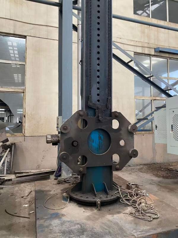 中捷3140万向摇臂钻44十字焊接机数控锯床