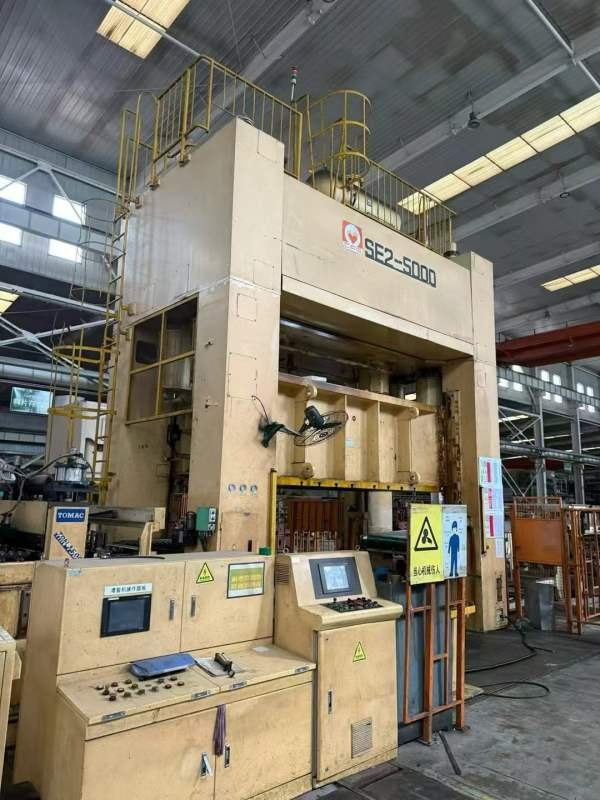 降价出售，宁波念初500吨落料压力机配宁波拓诚开卷，.