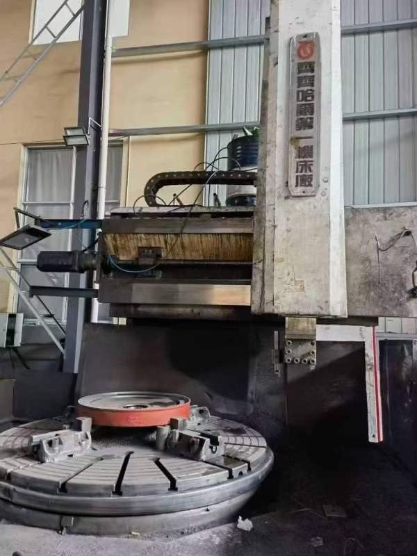 齐一2000数控立车，卡盘直径1800，发那科TD系统，工厂.