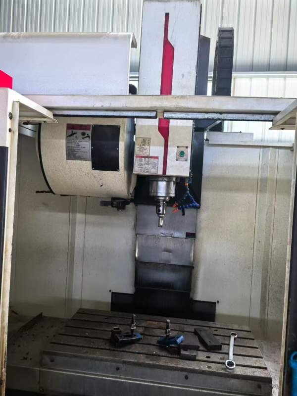 工期已到，在位便宜处理，巨高重型850H加工中心1台， .