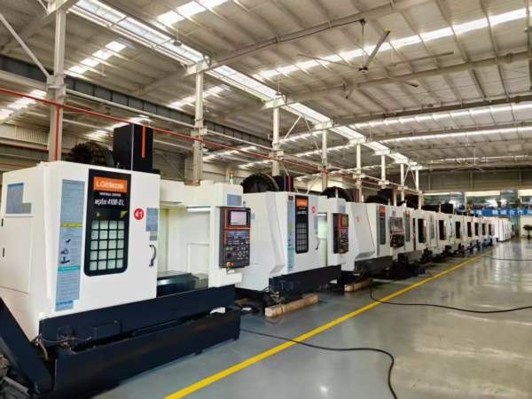 新到六台日本马扎克NEXUS410B加工中心，（国企安装非.