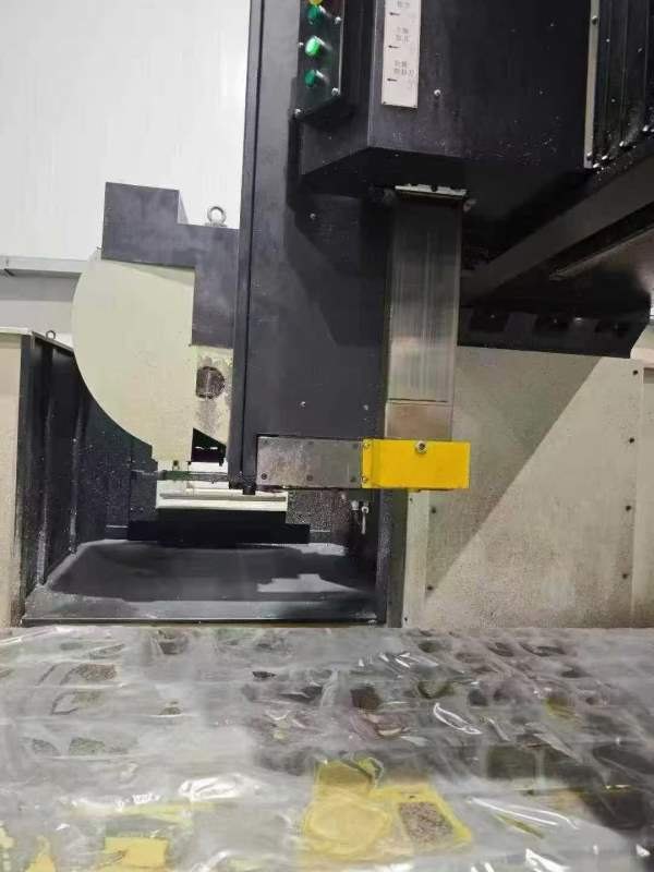 安徽新诺3015数控龙门、两线一硬、工作台1.5米3米。BT.