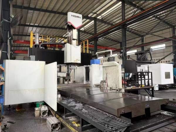 买下一台海天4028龙门发那科MFPLUS系统 BT50全齿轮传.