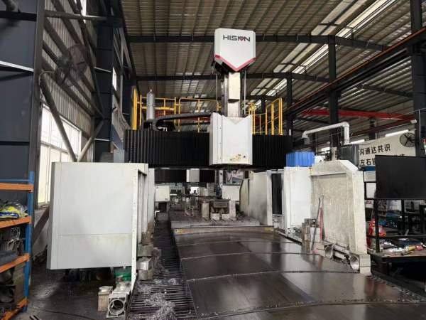 买下一台海天4028龙门发那科MFPLUS系统 BT50全齿轮传.