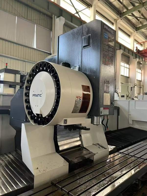 刚刚到货同款3台，23年普拉迪4500型材机，Bt40主轴120.