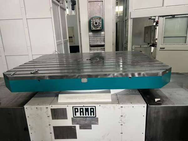 帕马3800160数控镗床工作台参数：工作台2200/1800轴行.