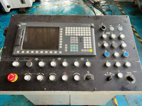 齐一3.5米原装数控立车西门子828系统Z轴行程1500mm，Y.