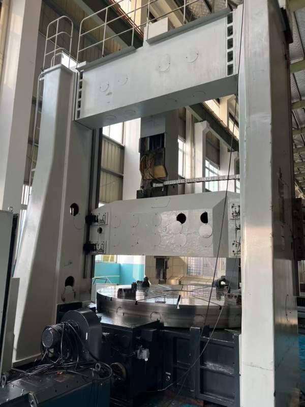 齐一3.5米原装数控立车西门子828系统Z轴行程1500mm，Y.