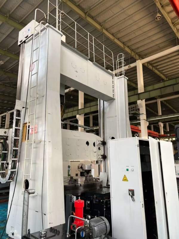 齐一3.5米原装数控立车西门子828系统Z轴行程1500mm，Y.