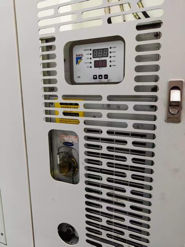 新到一台2018年机王永进NCV-56AM模具加工中心，永进MX.