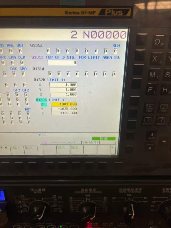 铁正WHY1800数控镗床，工作台800/800，BT50齿轮头，主.