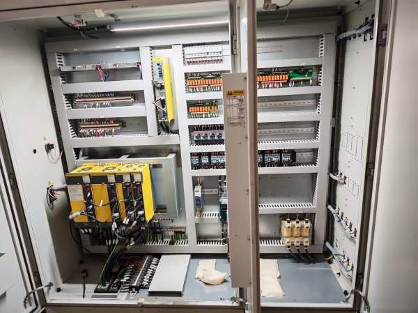 刚买下海天顶配系列重型GNU5036龙门加工中心 工作台5X.