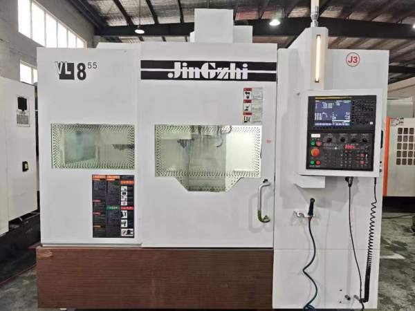 昆山仓库大量现货出售需要的客户联系大量求购数控设备.