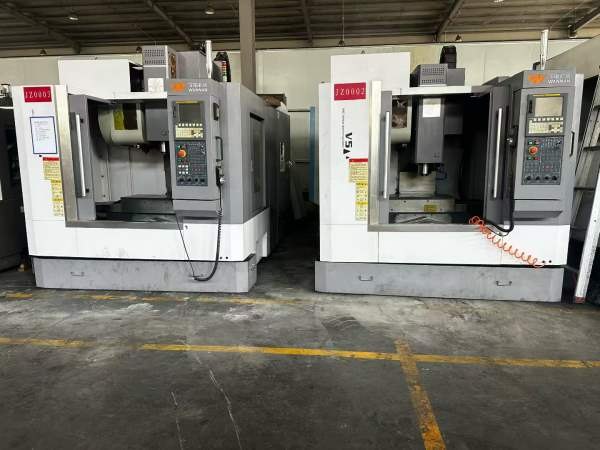 同款两台皖南540加工中心。