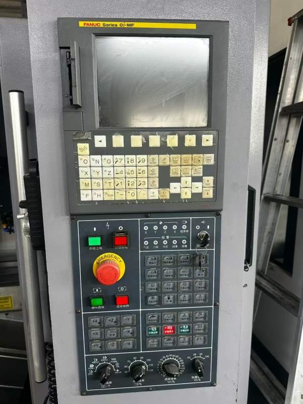 同款两台皖南540加工中心。