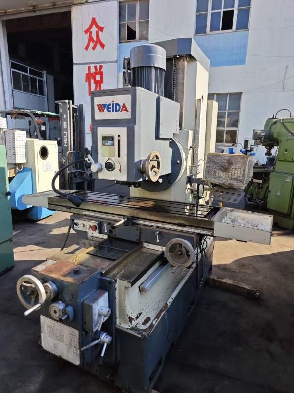 精品威达XA7140床身铣床，低价