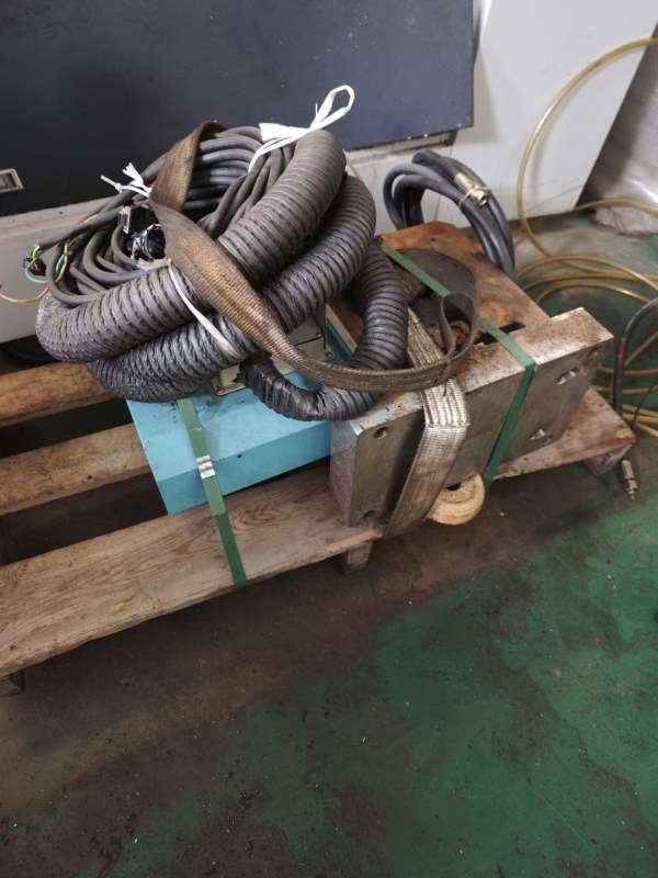 4轴出售:两个255转台本体，1个谭兴170转台带圆盘尾座.