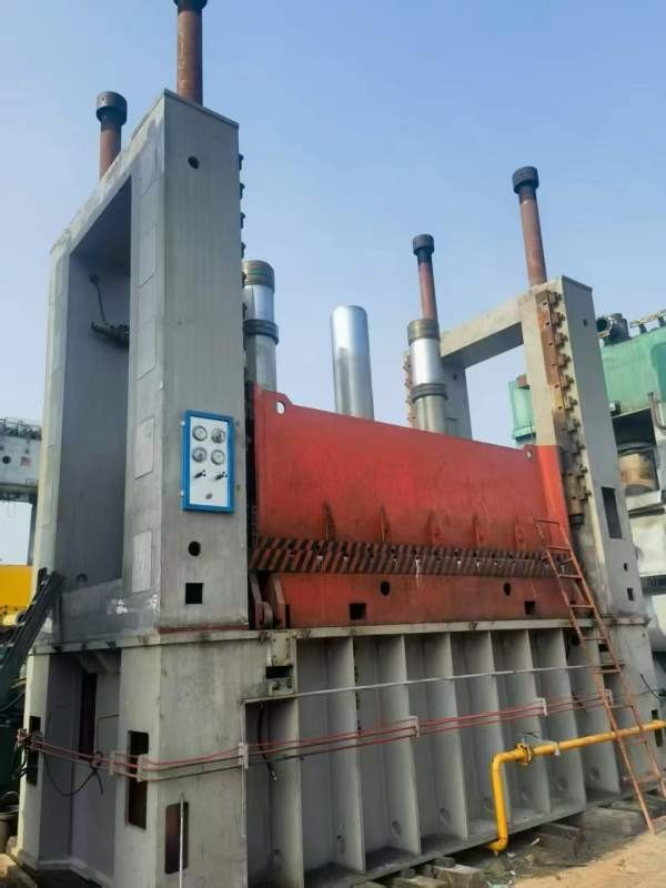 安装未用2300吨框架液压机移动工作台多点顶出台面4.8.