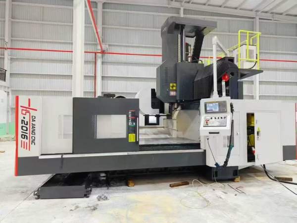 买下一台2016龙门加工中心