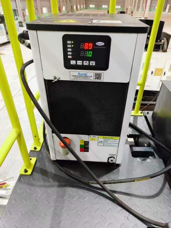 买下一台2016龙门加工中心