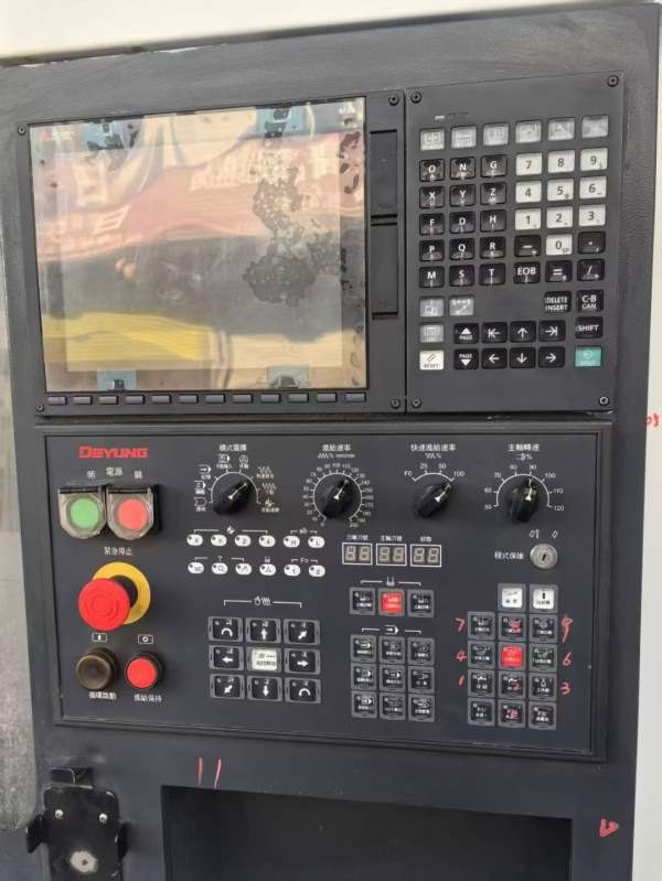 2024年德扬1160加工中心，三线带刀库，带255四轴，三.