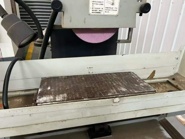 刚买台湾富裕618小磨床 导轨满花 安装少用需要的联系