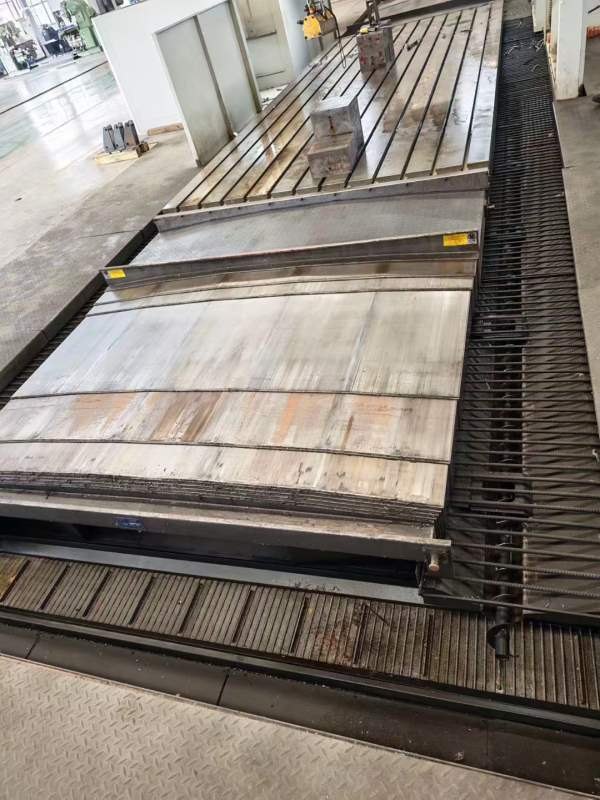 准新机宁波海天6032龙门加工中心，工作台2.5米6米，门.