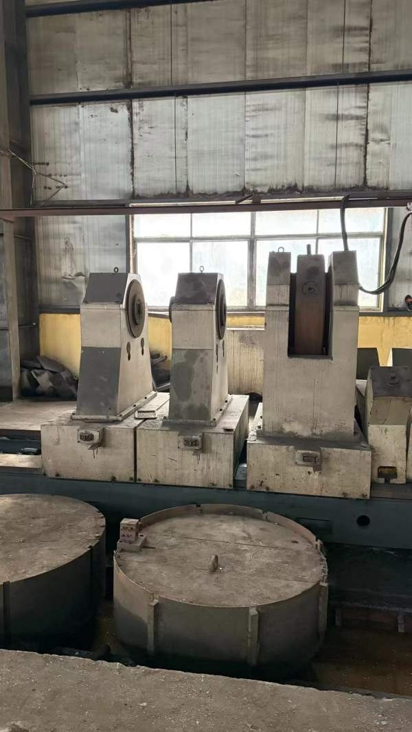 德州12米深孔镗，加工直径1.6米，13年设备，有需要私.