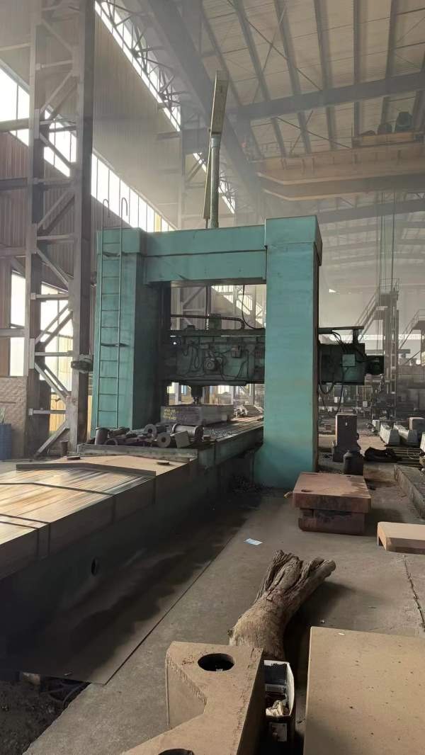 2013年产，贵州东方机床，x2120D，长8米，宽2米，高3..