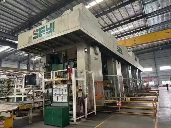 长沙工厂在位少用协易1000吨冲压线5台，1000吨1台，80.