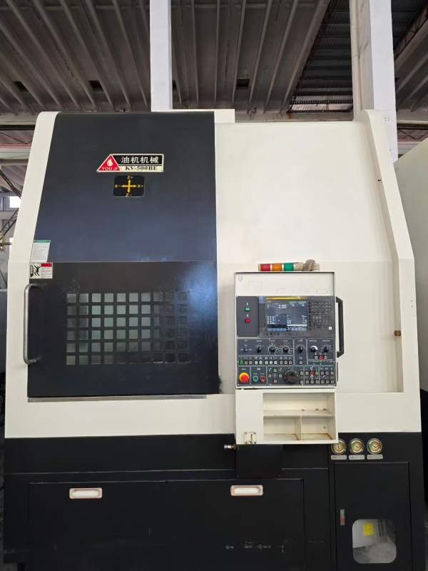 2020年出厂，台湾油机KV500BE数控立车，配15寸液压卡.