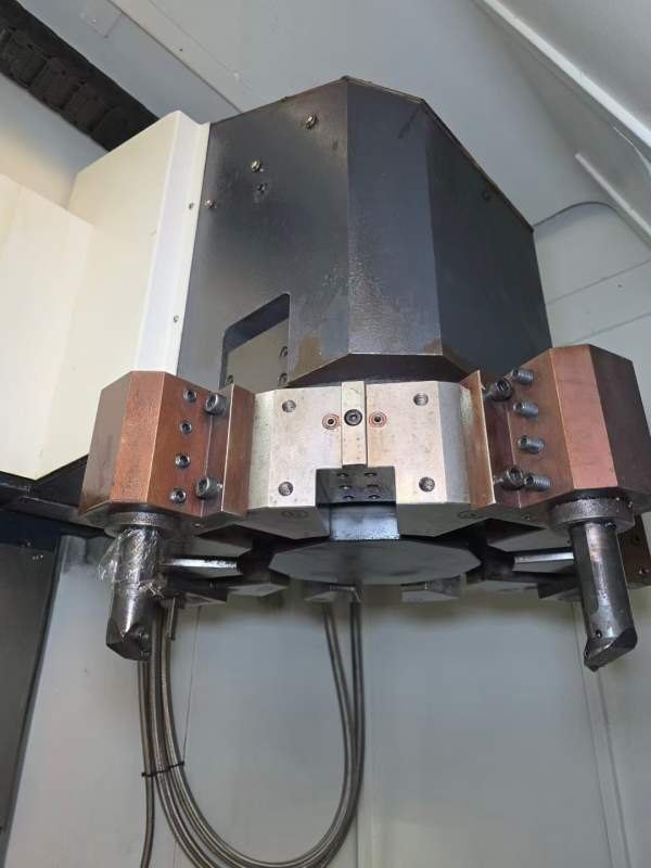 2020年出厂，台湾油机KV500BE数控立车，配15寸液压卡.