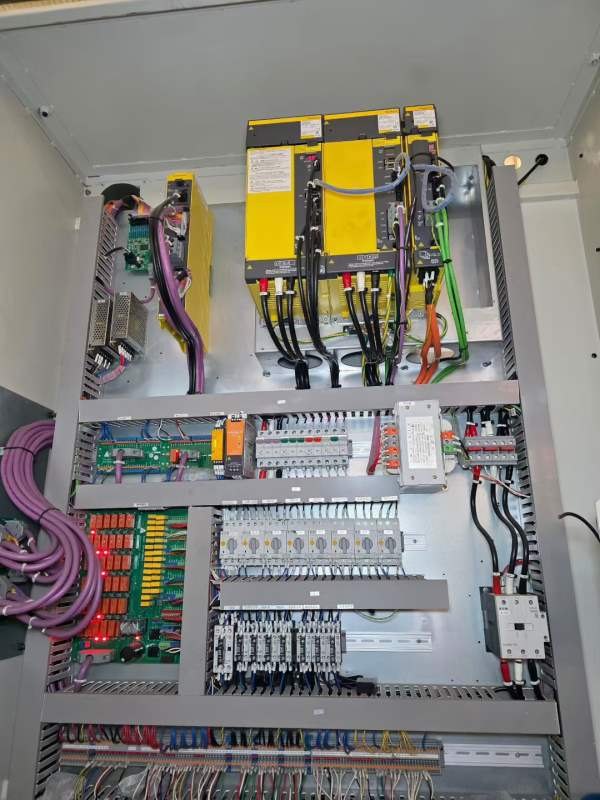 2020年出厂，台湾油机KV500BE数控立车，配15寸液压卡.