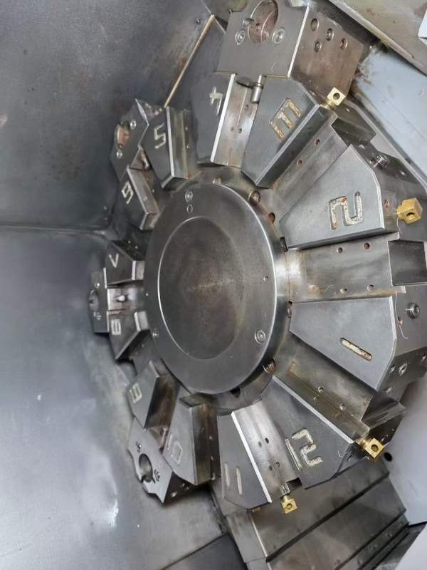 马扎克QTN200数控车床，10寸卡盘，12工位，带尾座，加.