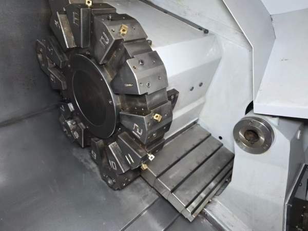 马扎克QTN200数控车床，10寸卡盘，12工位，带尾座，加.