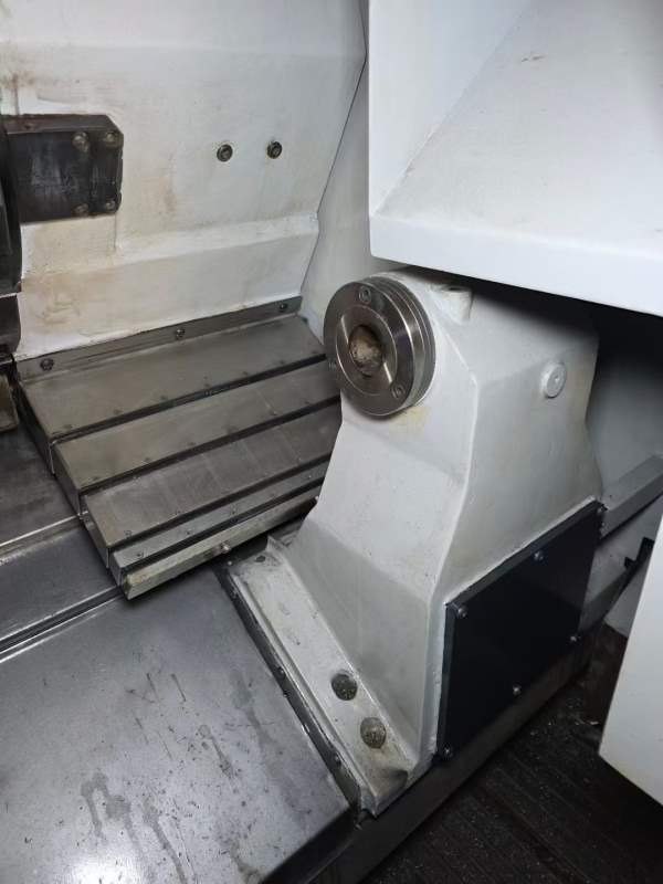 马扎克QTN200数控车床，10寸卡盘，12工位，带尾座，加.