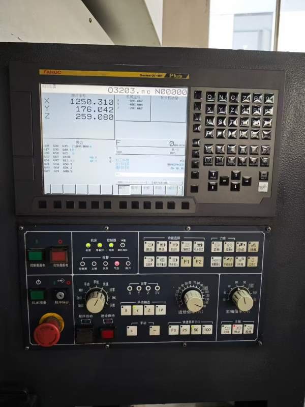 出售南通机床厂产2015数控龙门、工作台2/1.25米、行程.