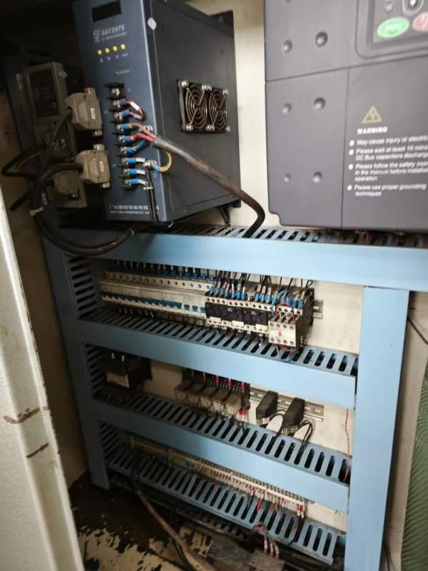 安徽金宇6163x6米数控车床，广数980tdb系统，机器少用.