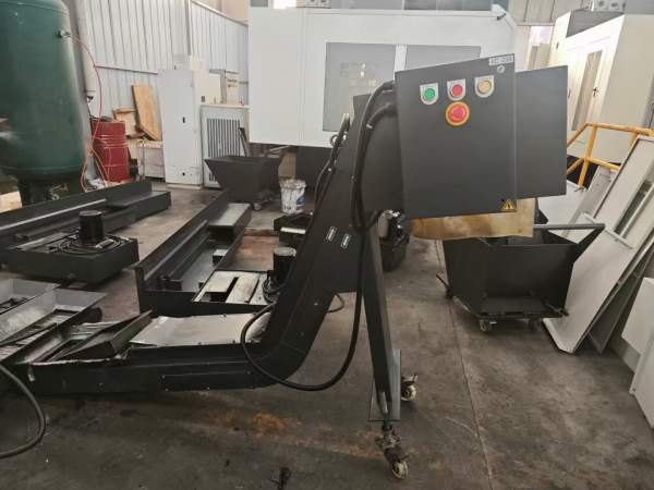 九成新津上M08JII数控车床，2018年出厂，8寸卡盘，8工.