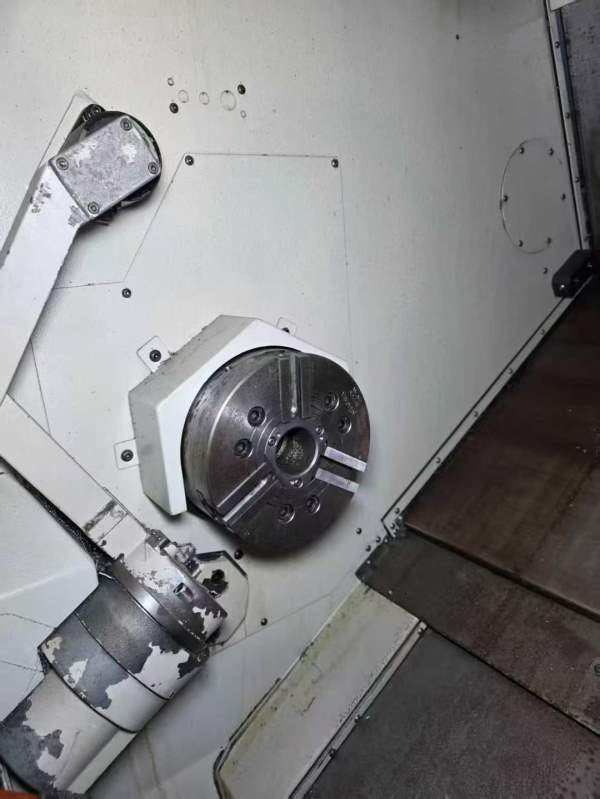 马扎克QTN200ML车铣复合，8寸卡盘，加工长度535，回转.