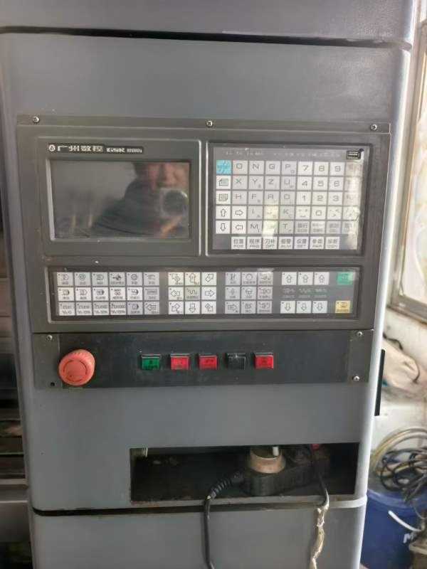 19800秒杀威达7132数控铣床，广数系统，BT40主轴，三.